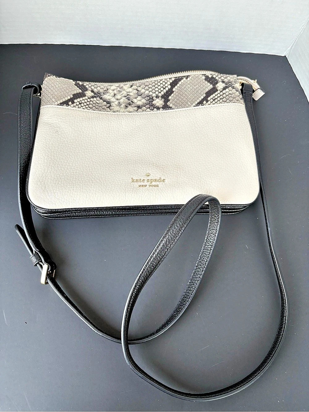 kate spade new york Spencer Crossbody in White & Black NWT